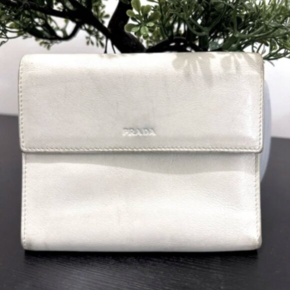 Prada White Leather Trifold wallet - Picture 1 of 14